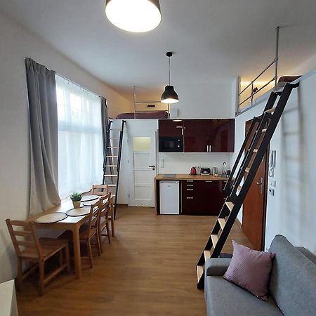 Old Town Stage Apartment One Красков Екстериор снимка