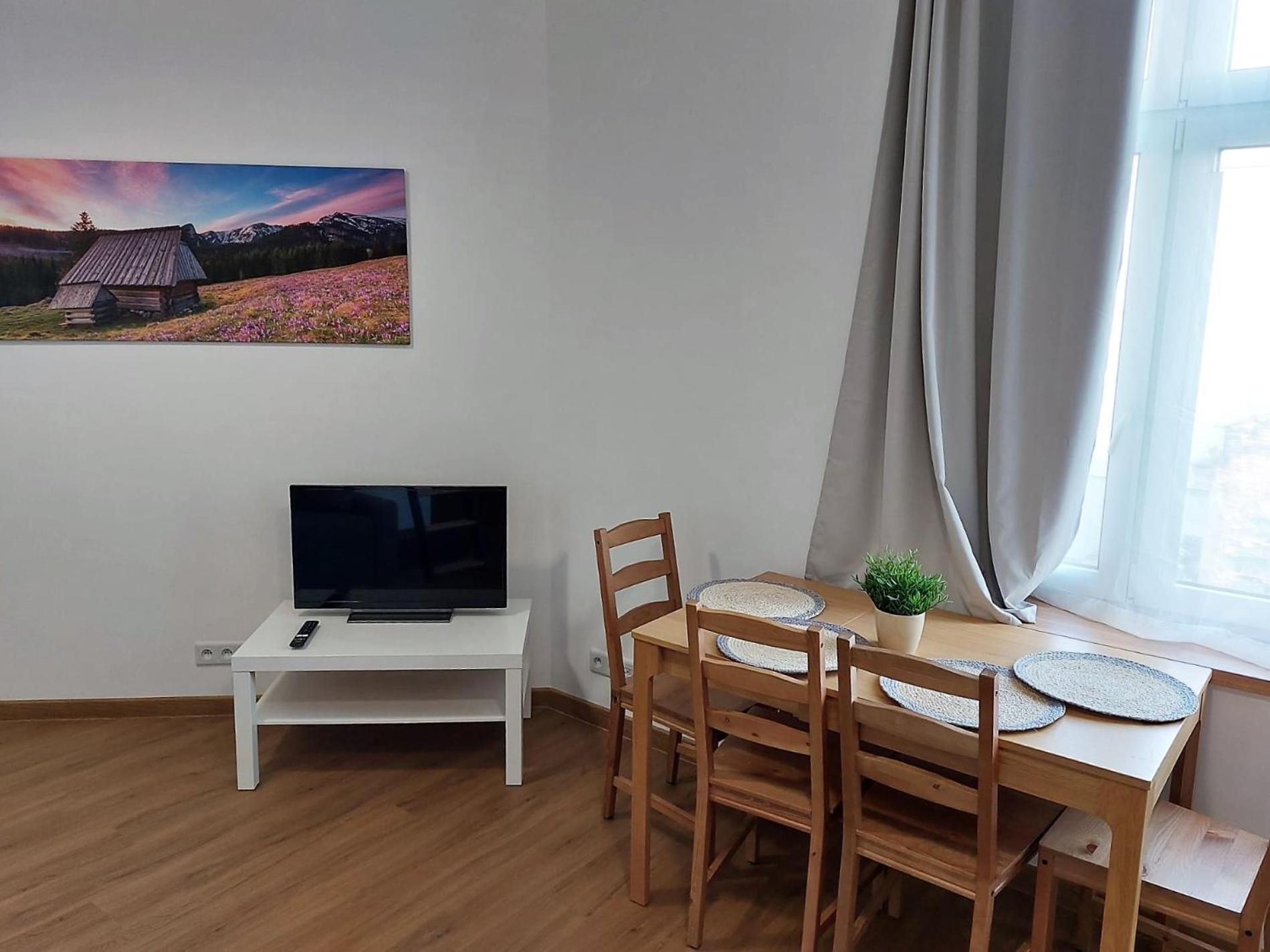 Old Town Stage Apartment One Красков Екстериор снимка